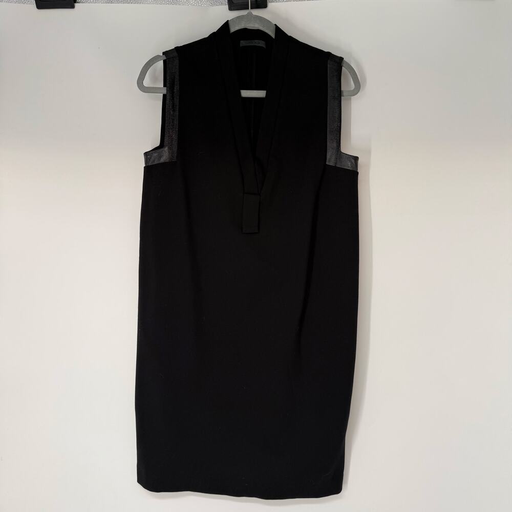 She's So Mini Shift Dress Womens Size 44 US 8 Black Sleeveless V-Neck